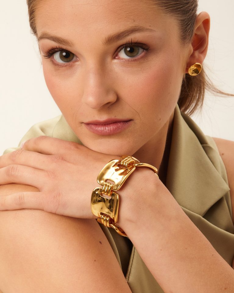 Instagram post from essenkajewelry. This post is in position 3.